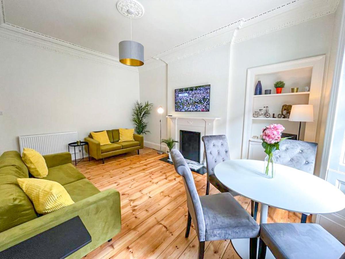 Desirable 2 Bed Apt Near Edinburgh Castle Exterior foto